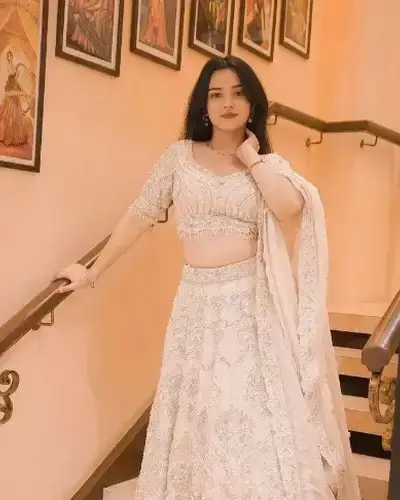 Escort Service In Narmada
